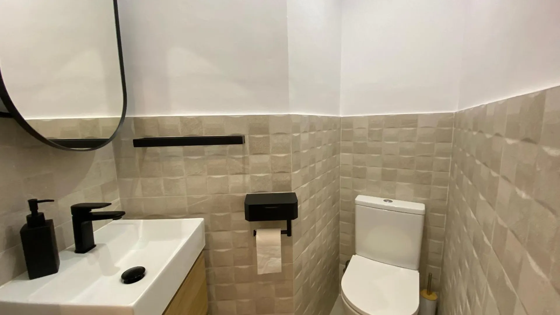 Apartaments L'Arc Palafrugell 0*,  Spain